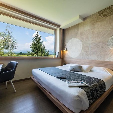 Hotel Gardenia Romano Canavese Exteriör bild