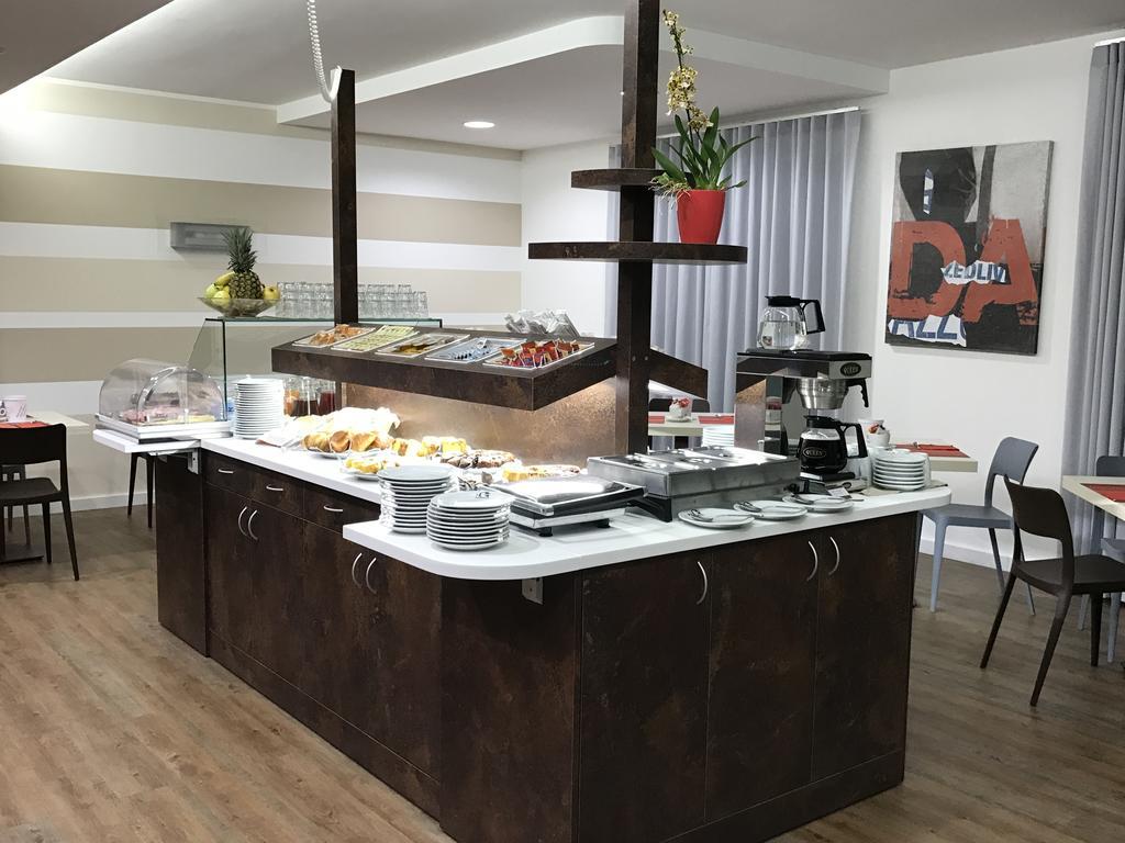 Hotel Gardenia Romano Canavese Exteriör bild